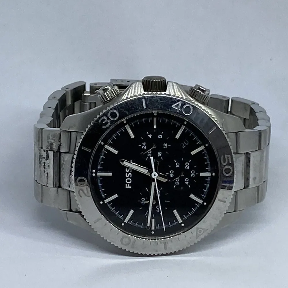 Fossil retro traveler